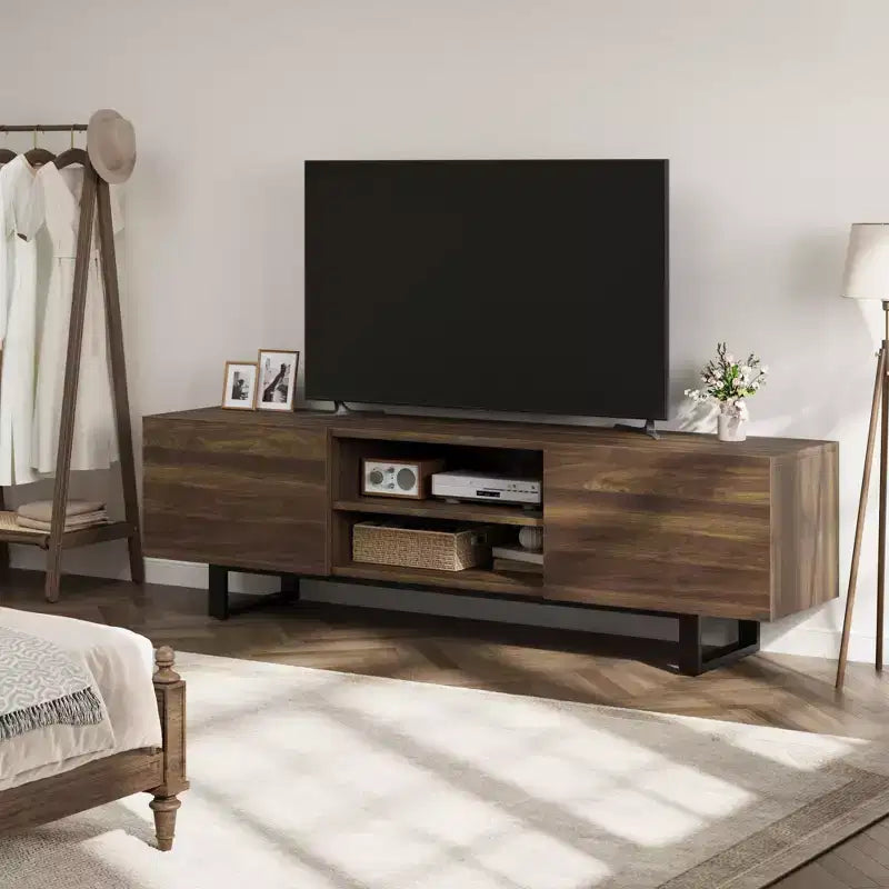 Meuble TV industriel en chêne naturel/noyer pour 1 personne, console multimédia à 4 tiroirs, convient jusqu'à 80"