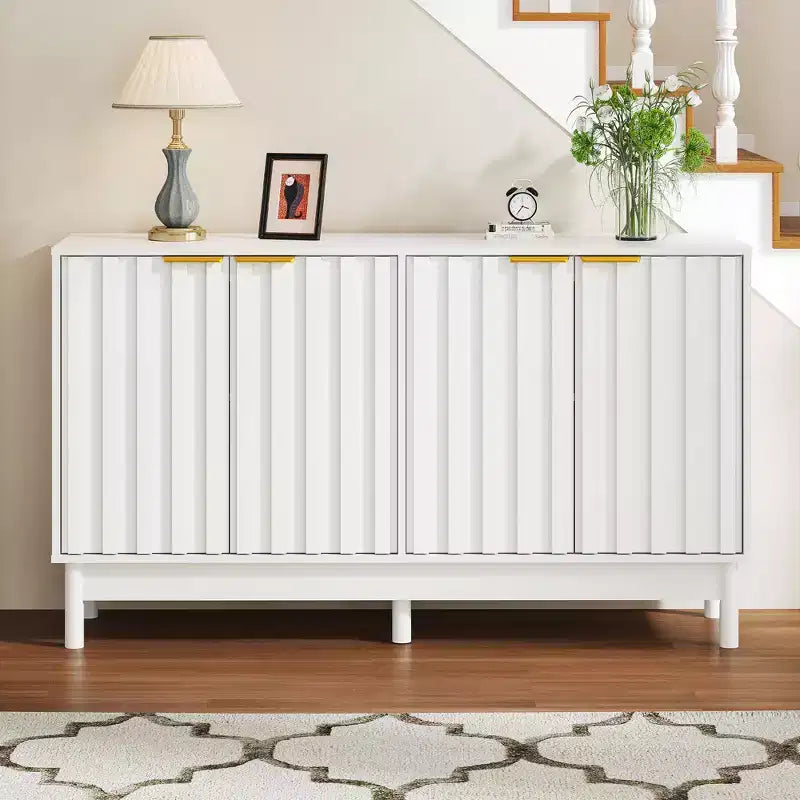 Buffet / Bahut noir et blanc cannelé avec 4 portes et étagères réglables, 140 cm