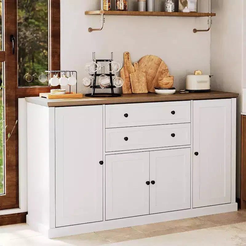 Vaisselier de ferme blanc / bois blanc de 58 po avec 4 portes coulissantes et 2 tiroirs